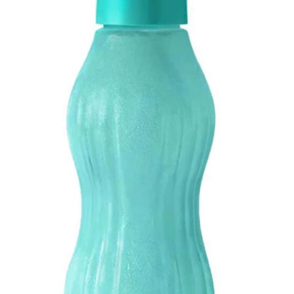 Tupperware Extreme Aqua Freezable Water Bottle - Picture 2 of 6